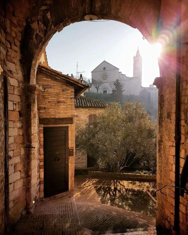 Cherihomeassisi Apartment Bagian luar foto