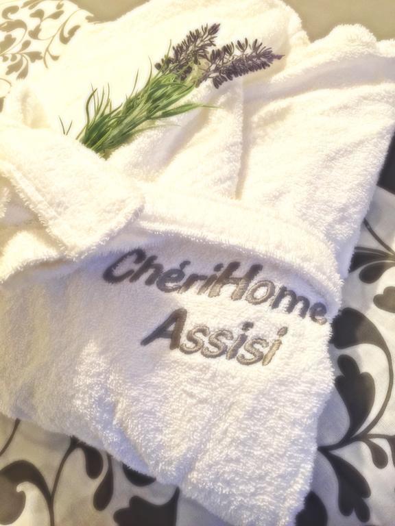 Cherihomeassisi Apartment Bagian luar foto