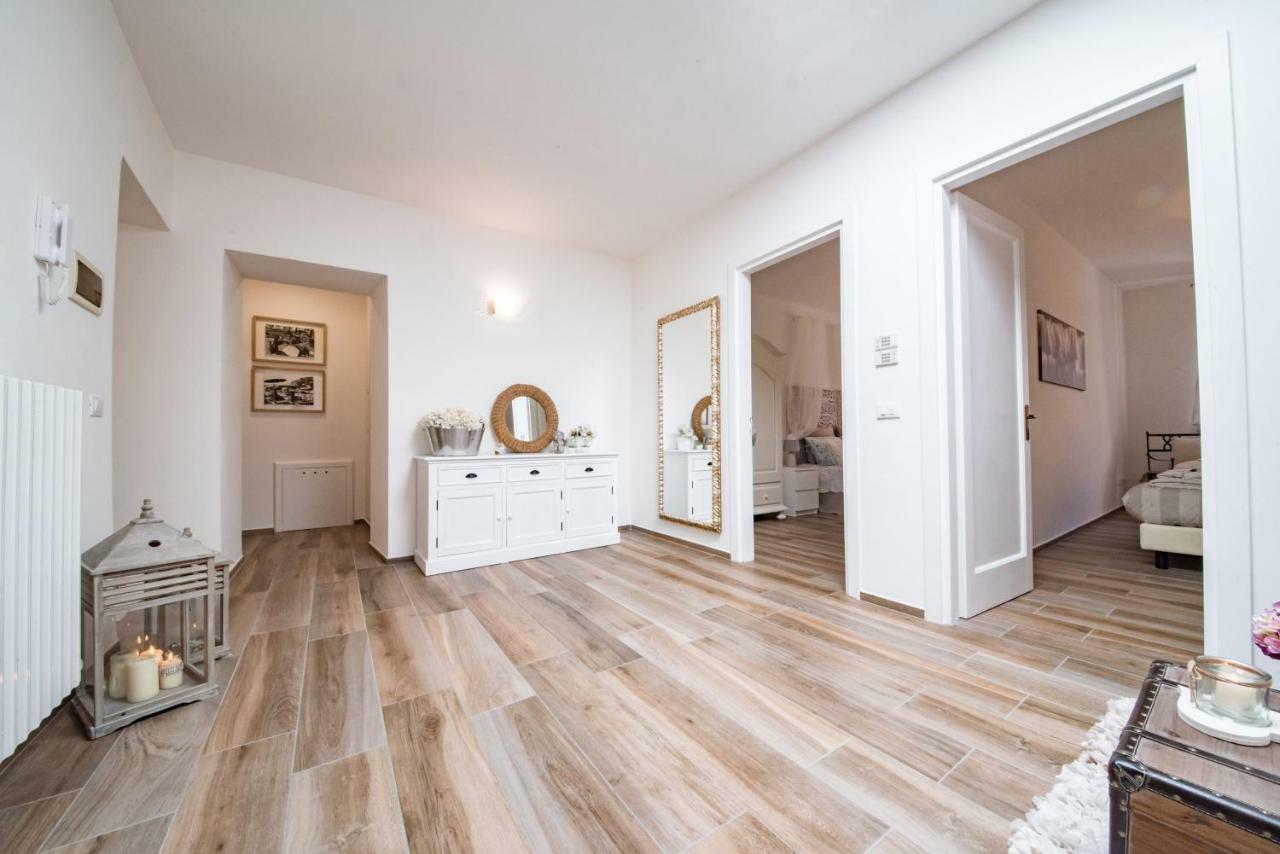 Cherihomeassisi Apartment Bagian luar foto
