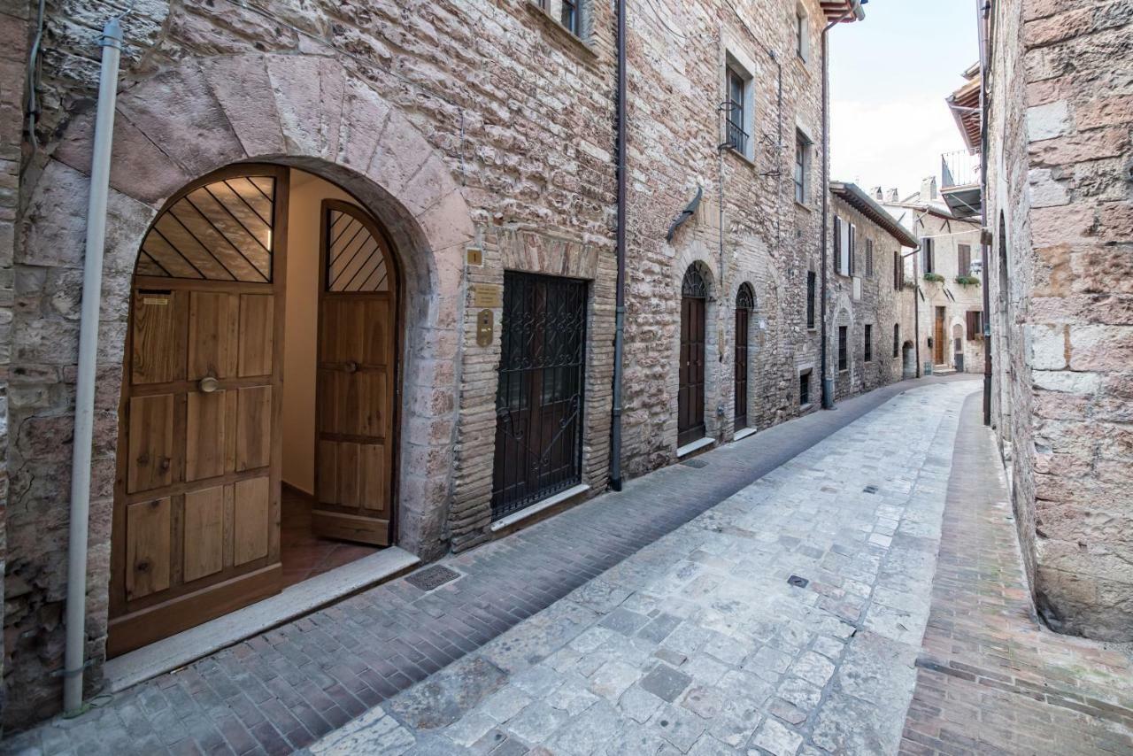 Cherihomeassisi Apartment Bagian luar foto