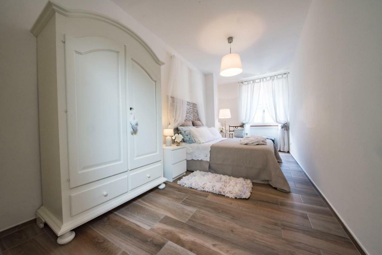 Cherihomeassisi Apartment Bagian luar foto
